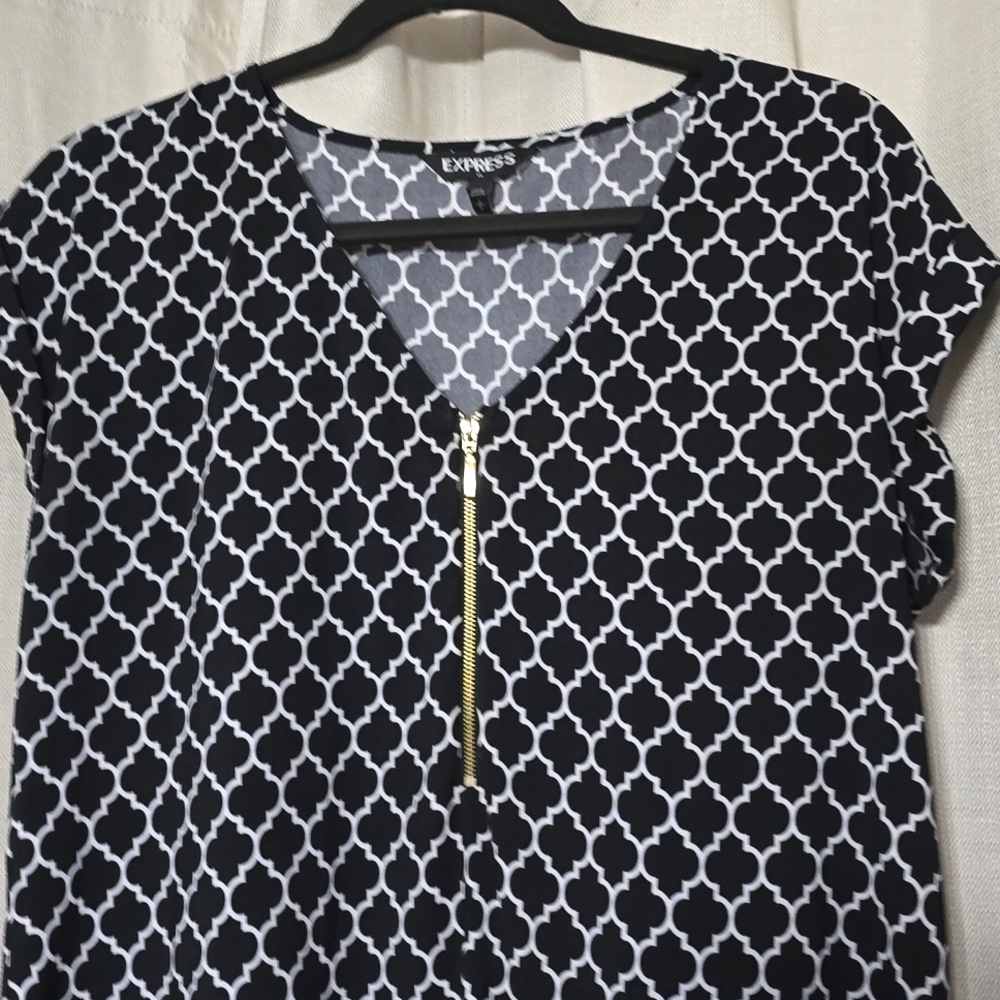 Express shirt - Picture 2 of 4